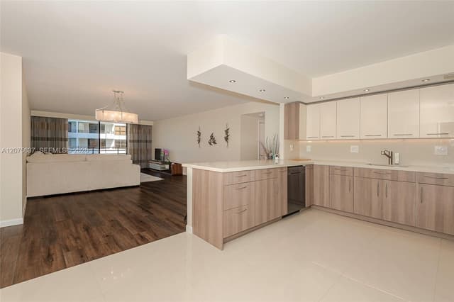600 Three Islands Blvd # 521, Hallandale Beach FL 33009 - Hallandale Beach, FL - Photo 3