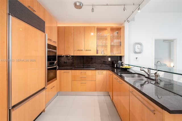 6799 Collins Ave # 510, Miami Beach FL 33141 - Miami Beach, FL - Photo 4