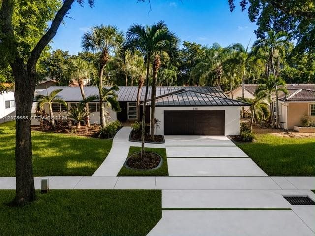 6931 Loch Ness Dr, Miami Lakes FL 33014 - Miami Lakes, FL - Photo 2