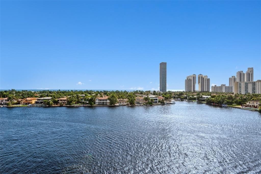 19707 Turnberry Way # 9J, Aventura FL 33180 - Aventura, FL - Photo 1