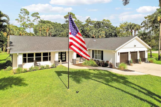 12709 Quercus Lane, Wellington FL 33414 - Wellington, FL - Photo 2
