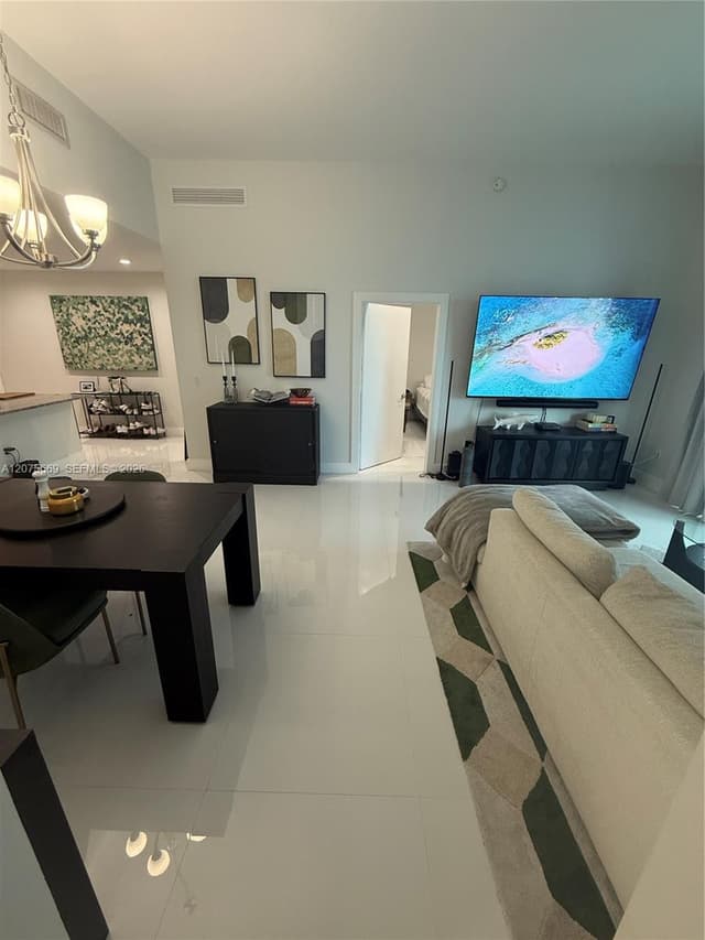951 Brickell Ave # 4105, Miami FL 33131 - Miami, FL - Photo 3