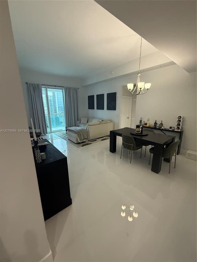951 Brickell Ave # 4105, Miami FL 33131 - Miami, FL - Photo 5