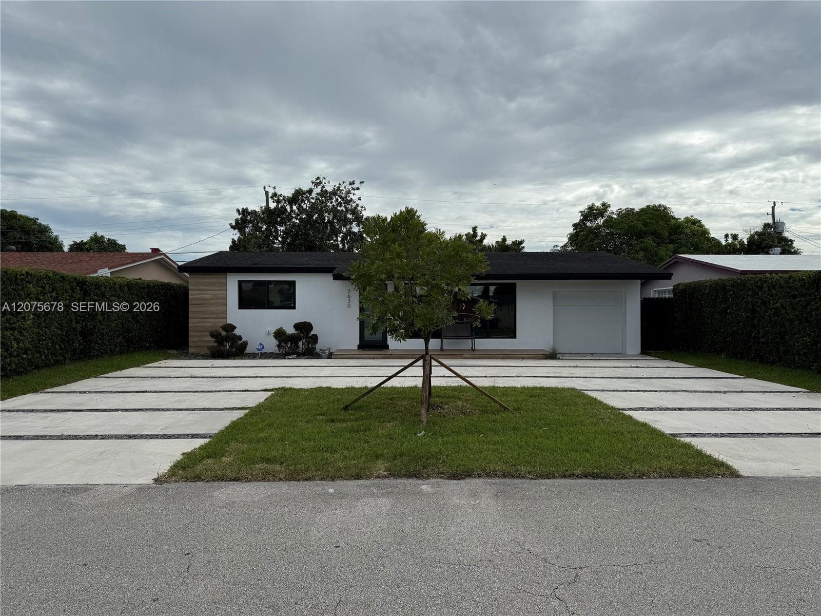 7630 Venetian St, Miramar FL 33023 - Miramar, FL - Photo 1