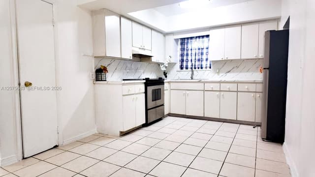 2367 NW 82nd St Miami, Miami FL 33147 - Miami, FL - Photo 5