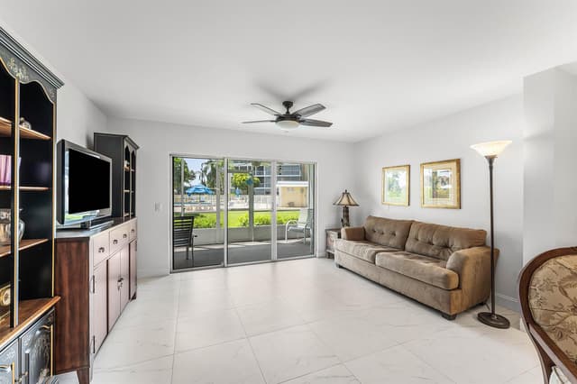 250 JOHN F KENNEDY Drive # 107, Atlantis FL 33462 - Atlantis, FL - Photo 7