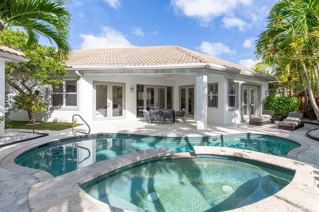 2443 PLAYERS Court, Wellington FL 33414 - Wellington, FL - Photo 2