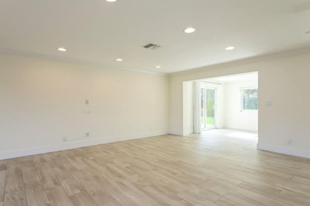 1615 Venus Avenue, Jupiter FL 33469 - Jupiter, FL - Photo 5