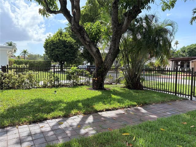 4291 SW 14th St, Miami FL 33134 - Miami, FL - Photo 2