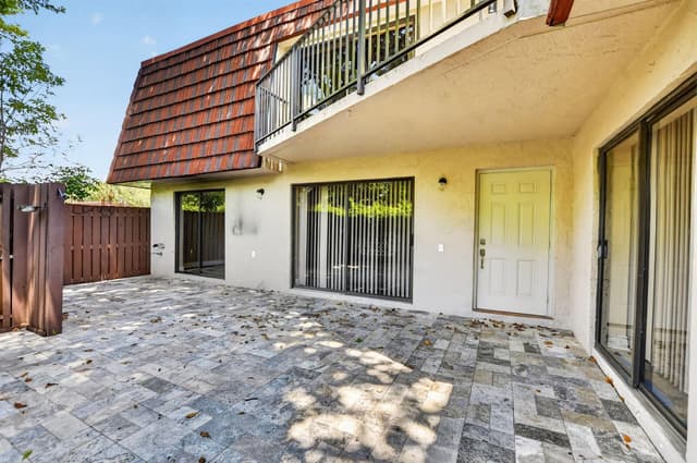 8558 Boca Rio Drive, Boca Raton FL 33433 - Boca Raton, FL - Photo 4