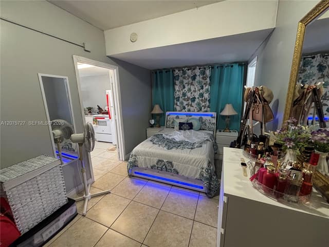 5730 Plunkett St, Hollywood FL 33023 - Hollywood, FL - Photo 7