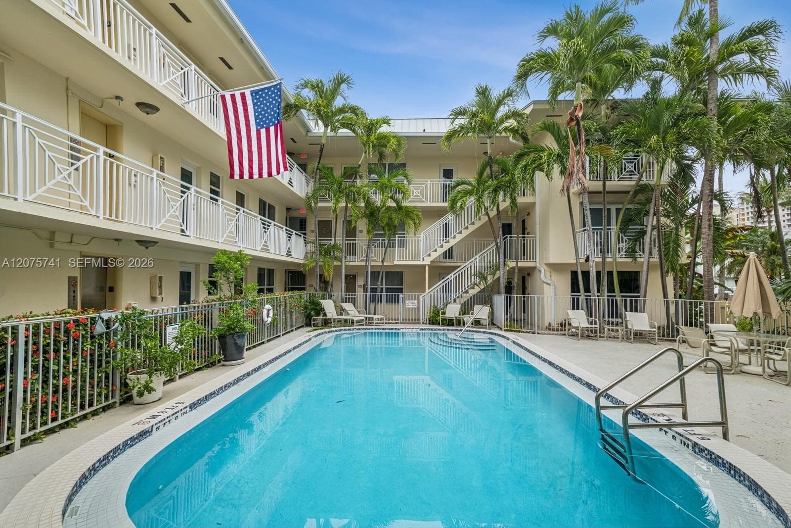 255 Sunrise Dr # 107, Key Biscayne FL 33149