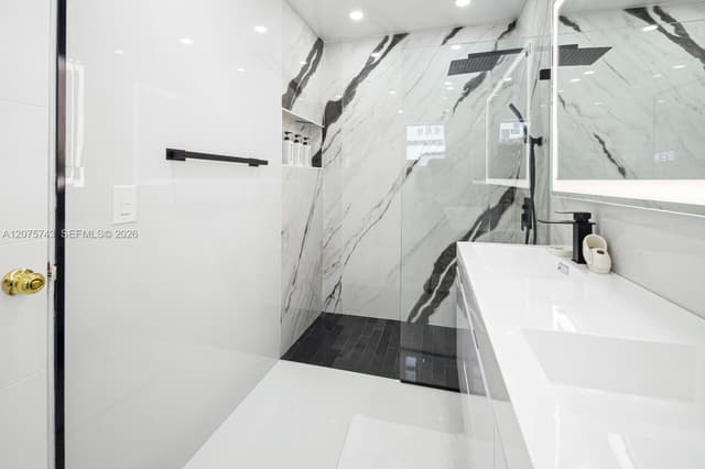 1460 Marseille Dr, Miami Beach FL 33141 - Miami Beach, FL - Photo 3