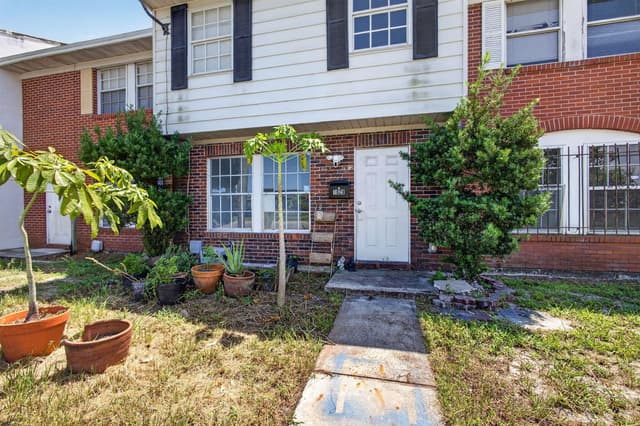 1028 36TH Street, West Palm Beach FL 33407 - West Palm Beach, FL - Photo 4