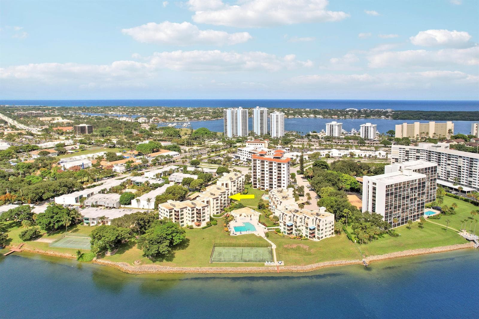 372 Golfview Road # 403, North Palm Beach FL 33408 - North Palm Beach, FL - Photo 1