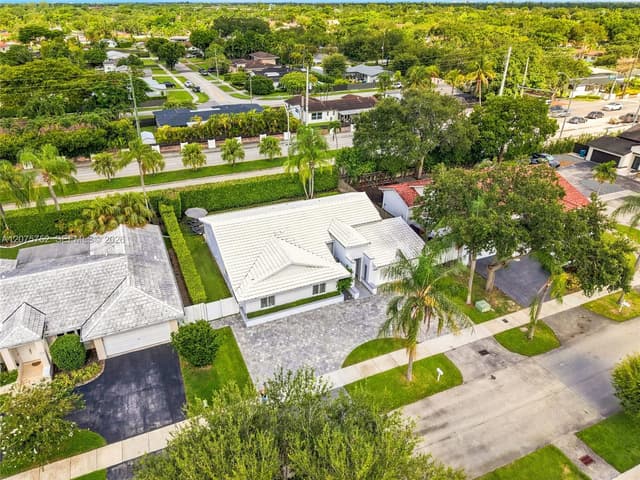 8250 SW 86th Ct, Miami FL 33143 - Miami, FL - Photo 2