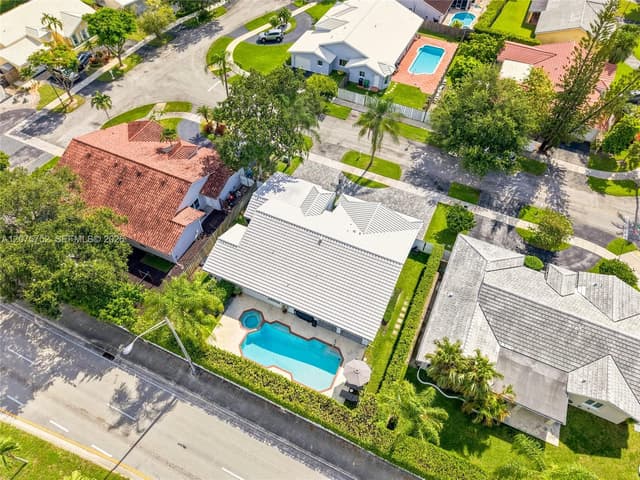 8250 SW 86th Ct, Miami FL 33143 - Miami, FL - Photo 3
