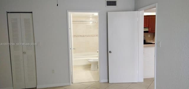 6955 NW 186th St # F310, Hialeah FL 33015 - Hialeah, FL - Photo 6