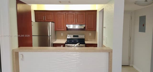6955 NW 186th St # F310, Hialeah FL 33015 - Hialeah, FL - Photo 3