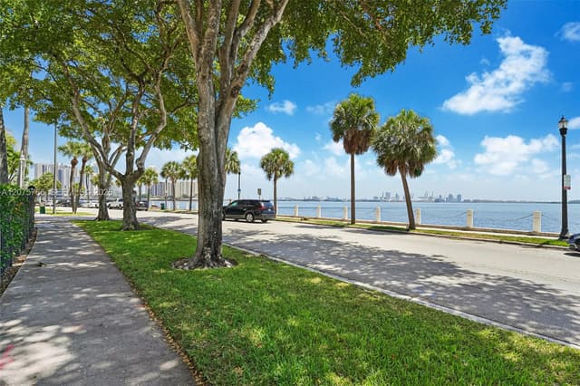 1420 Brickell Bay Dr # 206D, Miami FL 33131 - Miami, FL - Photo 3