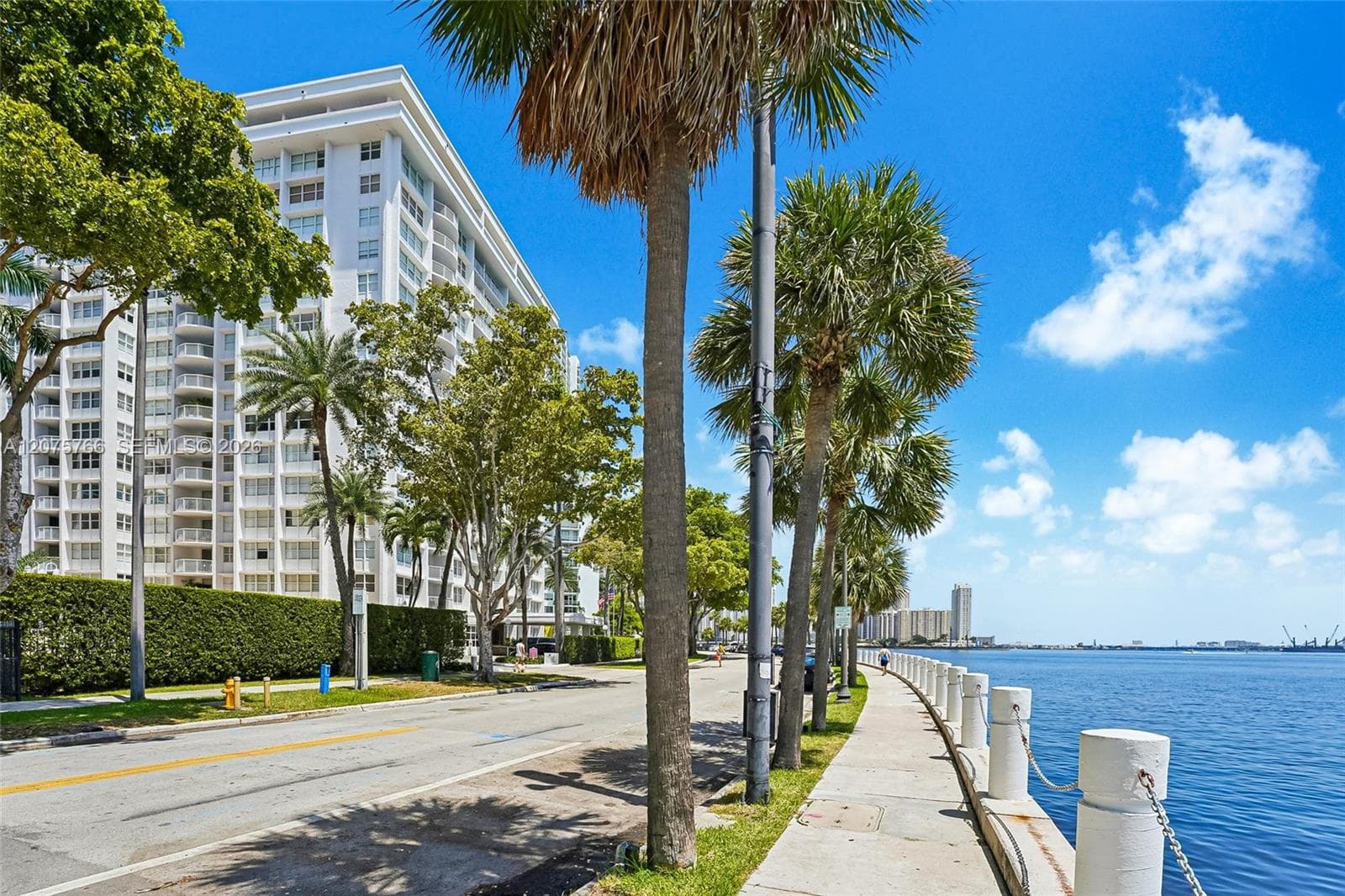 1420 Brickell Bay Dr # 206D, Miami FL 33131 - Miami, FL - Photo 1