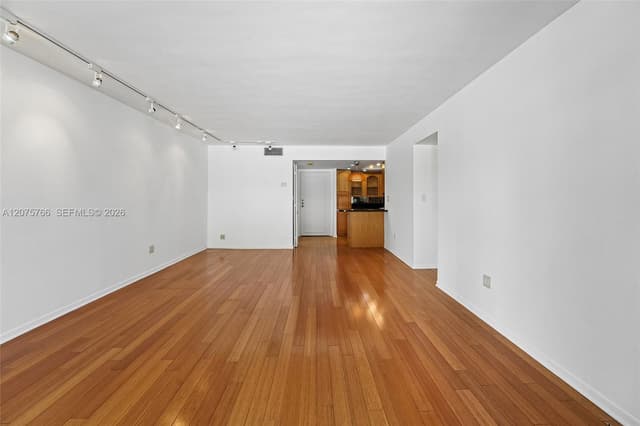 1420 Brickell Bay Dr # 206D, Miami FL 33131 - Miami, FL - Photo 5