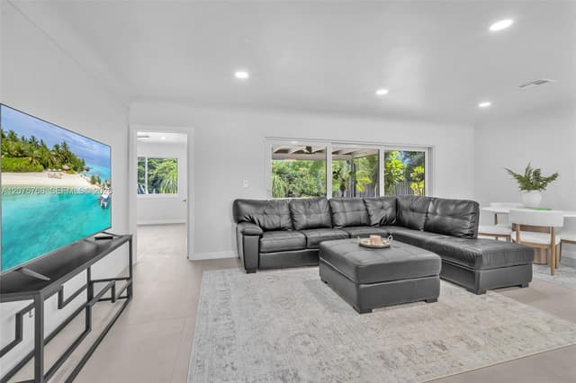 4448 SW 37th Ave, Dania Beach FL 33312 - Dania Beach, FL - Photo 7
