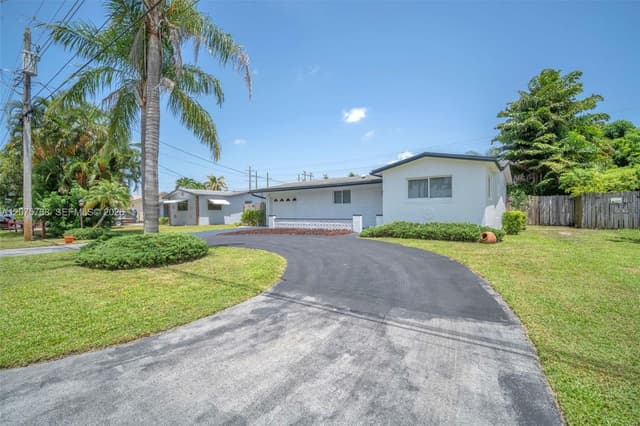 4448 SW 37th Ave, Dania Beach FL 33312 - Dania Beach, FL - Photo 5