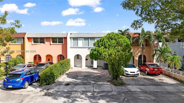 7025 W 3rd Ct, Hialeah FL 33014 - Hialeah, FL - Photo 2