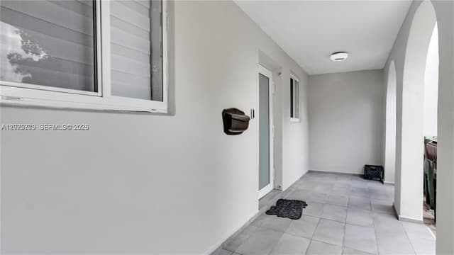 7025 W 3rd Ct, Hialeah FL 33014 - Hialeah, FL - Photo 4
