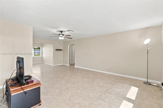 1431 NW 85th Way, Plantation FL 33322 - Plantation, FL - Photo 5