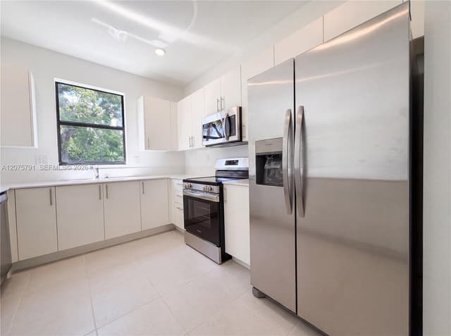 13020 SW 221st St, Goulds FL 33170 - Goulds, FL - Photo 2
