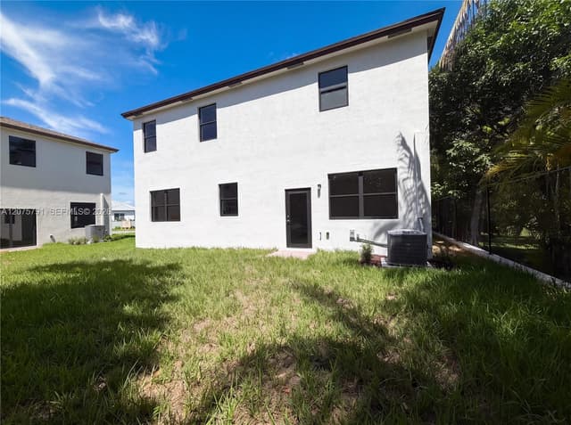 13020 SW 221st St, Goulds FL 33170 - Goulds, FL - Photo 5