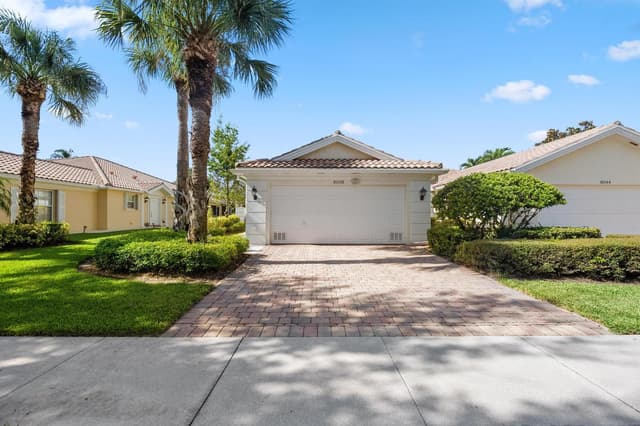 8038 MONTSERRAT Place, Wellington FL 33414 - Wellington, FL - Photo 5