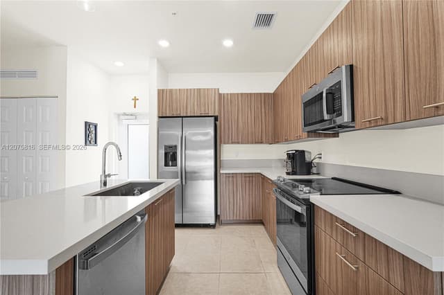 8301 NW 41st St # 303, Doral FL 33166 - Doral, FL - Photo 4