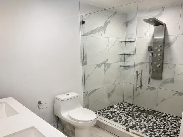 725 BANKS Road, Margate FL 33063 - Margate, FL - Photo 5