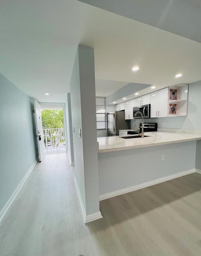 3635 Whitehall Drive # 404, West Palm Beach FL 33401 - West Palm Beach, FL - Photo 6