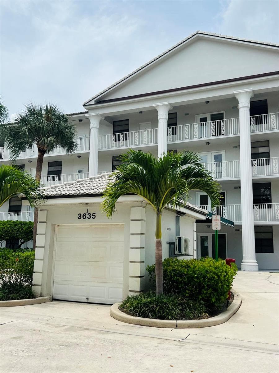 3635 Whitehall Drive # 404, West Palm Beach FL 33401 - West Palm Beach, FL - Photo 1