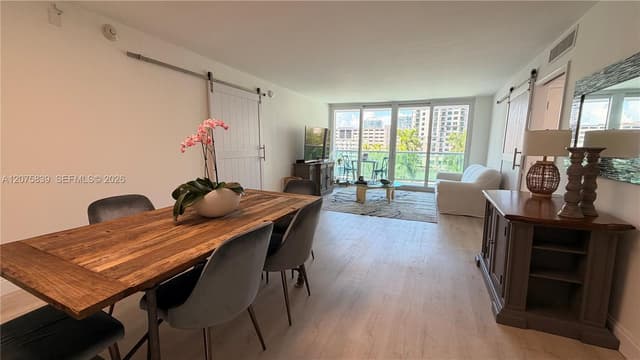 100 Bayview Dr # 431, Sunny Isles Beach FL 33160 - Sunny Isles Beach, FL - Photo 2