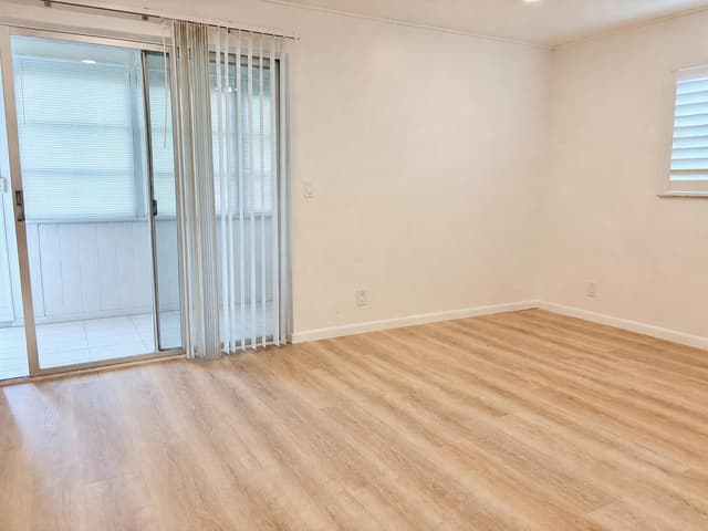 251 Flanders F, Delray Beach FL 33484 - Delray Beach, FL - Photo 6
