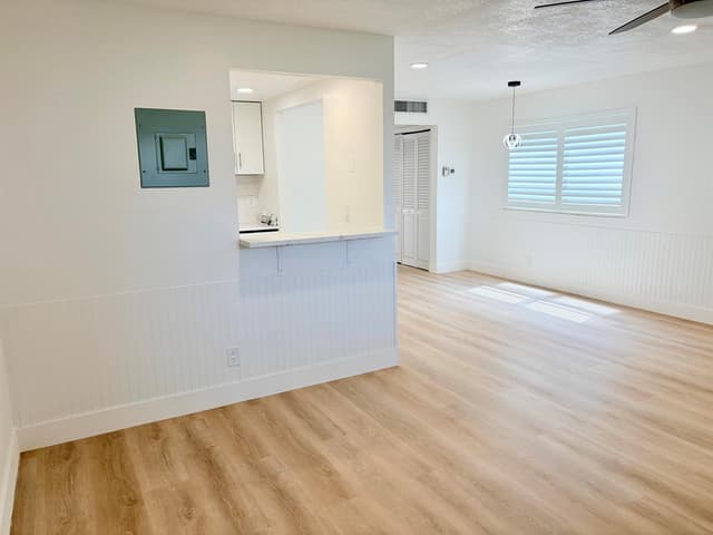 251 Flanders F, Delray Beach FL 33484 - Delray Beach, FL - Photo 4
