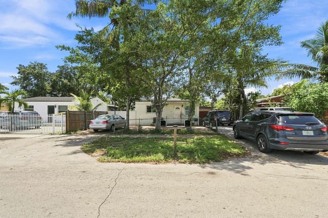 1010 Burlington Street, Opa-Locka FL 33054 - Opa-Locka, FL - Photo 7