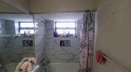 6240 SW 8th St, North Lauderdale FL 33068