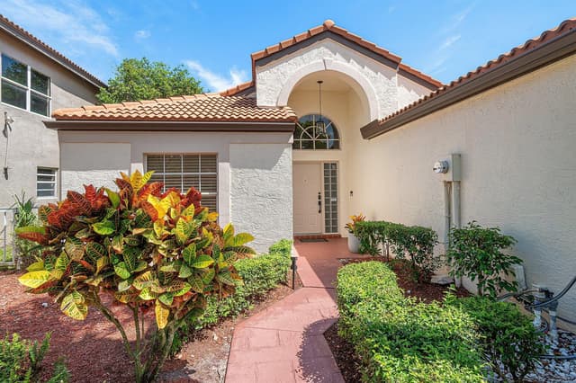 7164 VIA PALOMAR, Boca Raton FL 33433 - Boca Raton, FL - Photo 4