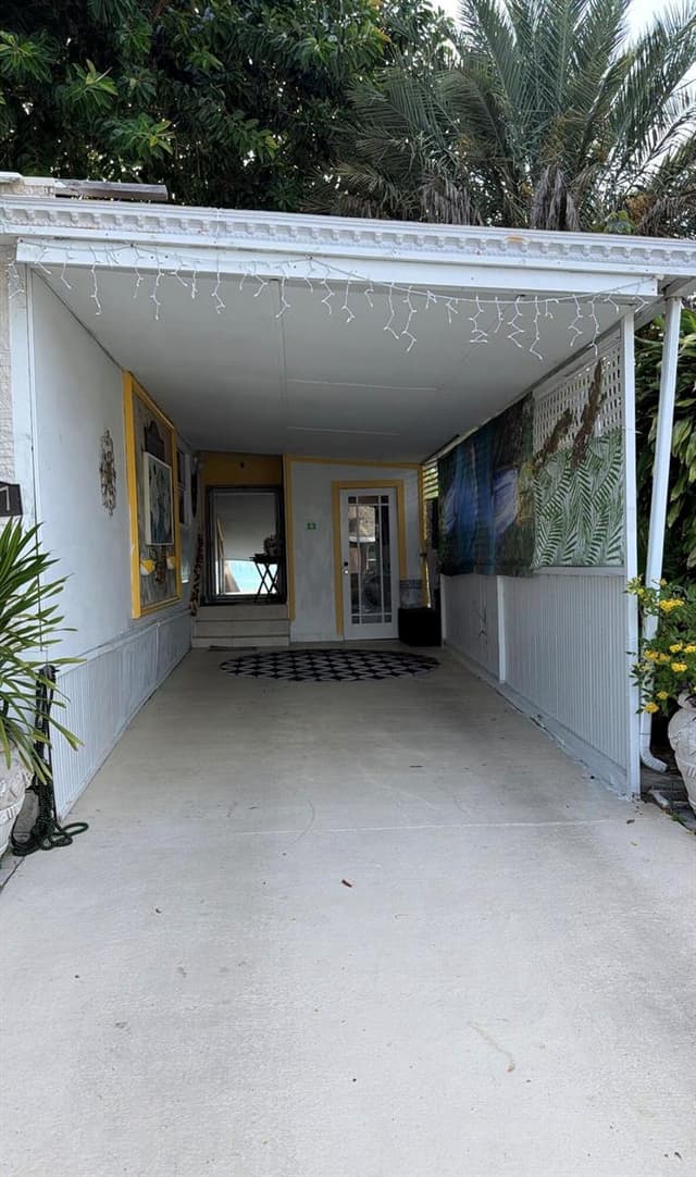 107 Havenwood Drive, Pompano Beach FL 33064 - Pompano Beach, FL - Photo 2