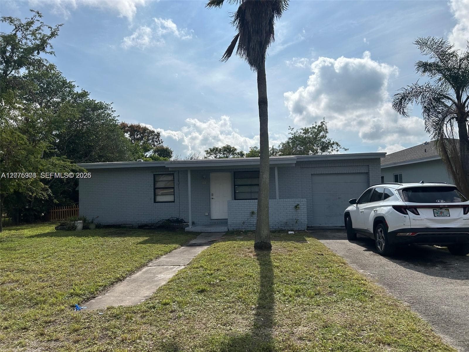 1318 NW 11th St, Fort Lauderdale FL 33311 - Fort Lauderdale, FL - Photo 1