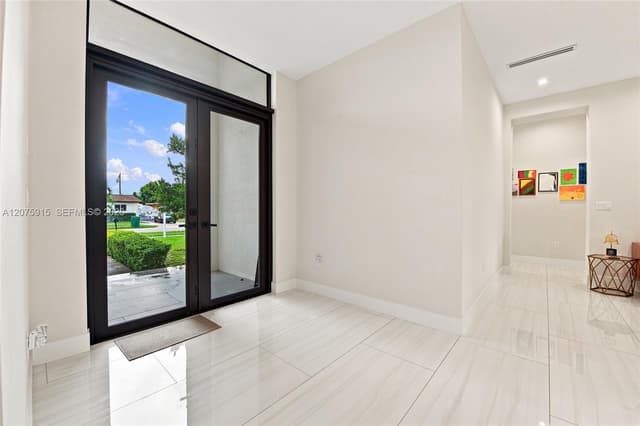 9450 SW 35th St, Miami FL 33165 - Miami, FL - Photo 4