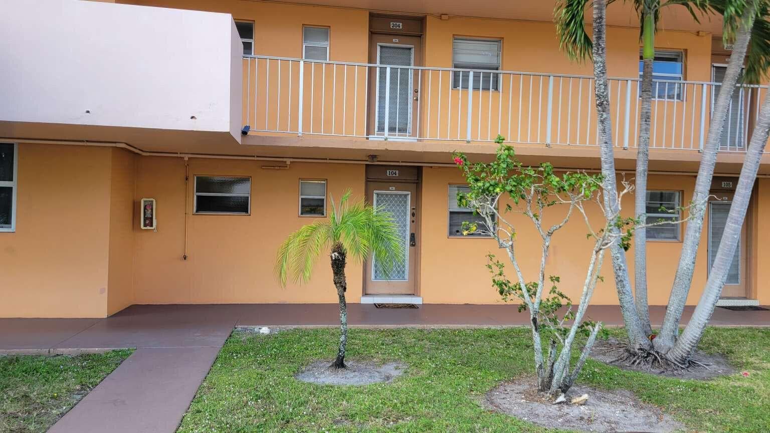 3001 NW 46TH Avenue # 104, Lauderdale Lakes FL 33313 - Lauderdale Lakes, FL - Photo 1