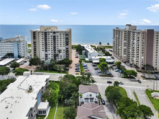 2005 Ocean Walk ter, Lauderdale By The Sea FL 33062 - Lauderdale By The Sea, FL - Photo 5