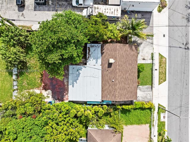 2723 NW 3rd St, Miami FL 33125 - Miami, FL - Photo 3